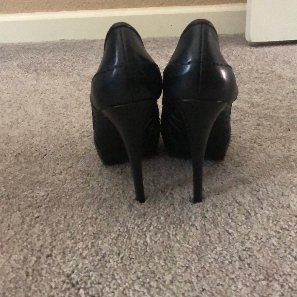 BCBG Generation Pumps - Picture 3 of 4
